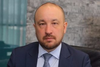 Михаил Щапов предложил увеличить налоги на предметы роскоши и дворцы