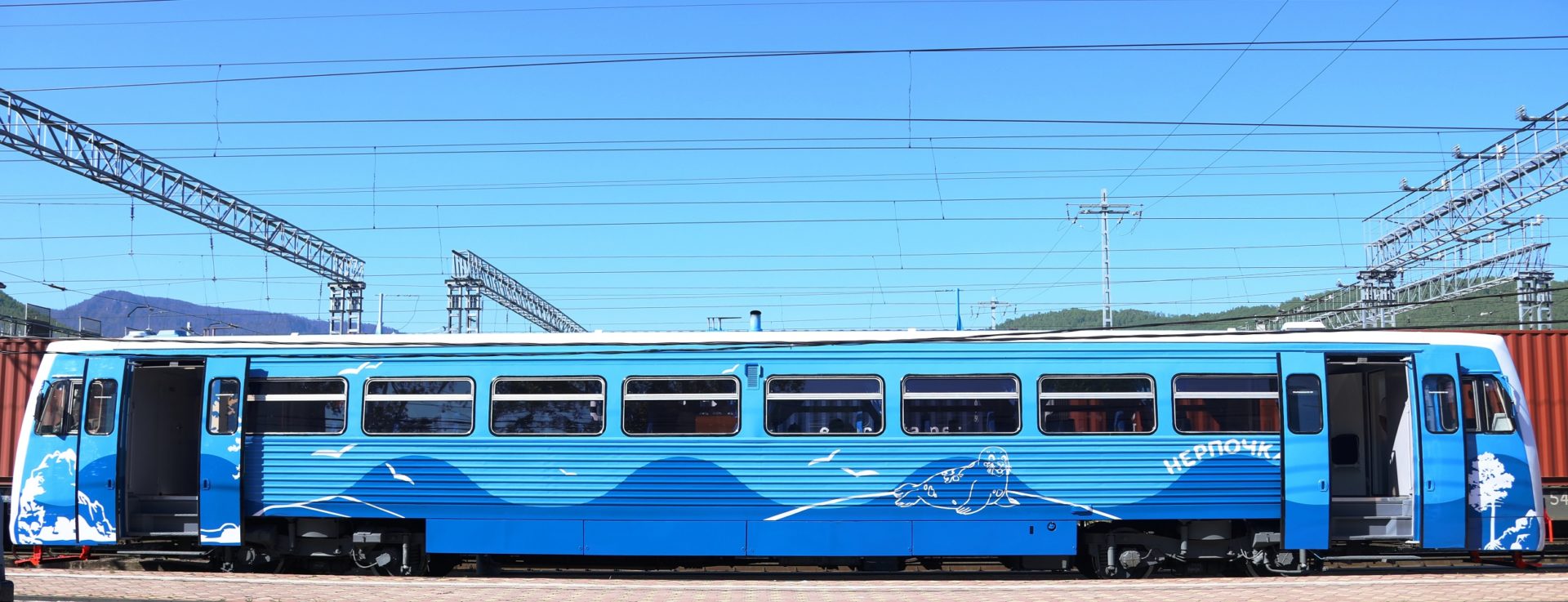 Обновленный поезд курсирует на Круго-Байкальской жд. Видео