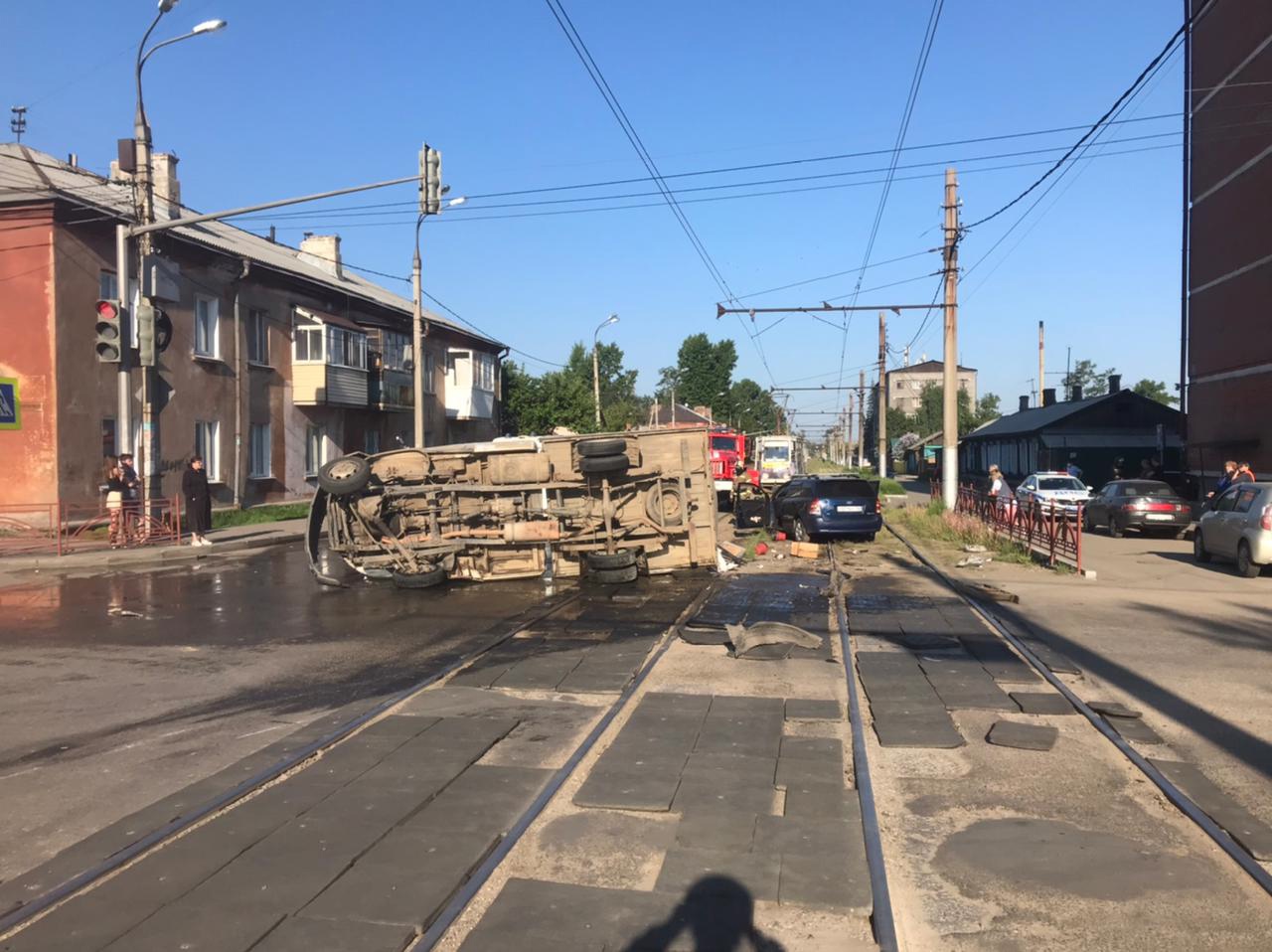 Три человека пострадали в ДТП в Иркутске 20 июня