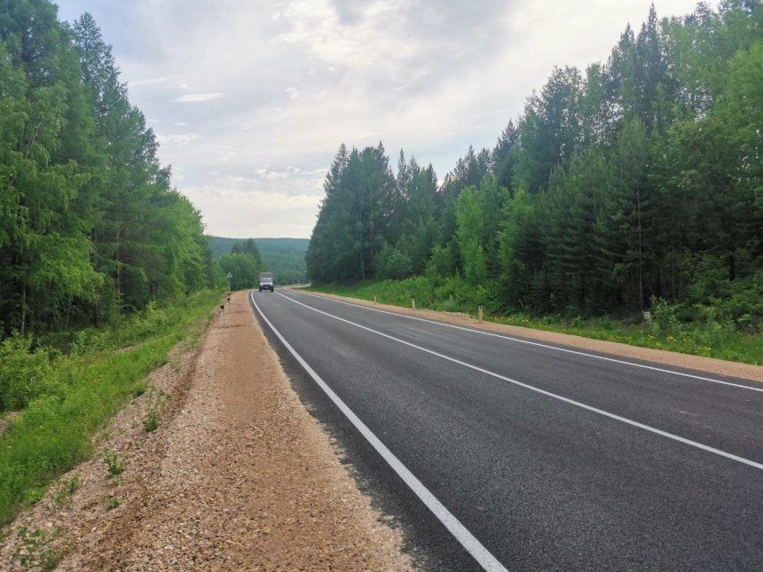 10 км трассы "Вилюй" досрочно отремонтировали почти за 80 млн рублей в Приангарье