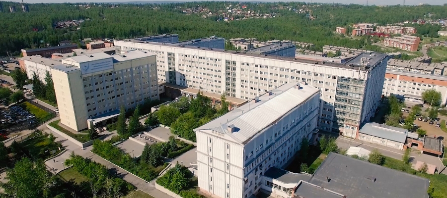 Ковидный госпиталь заработал в Иркутской областной клинической больнице
