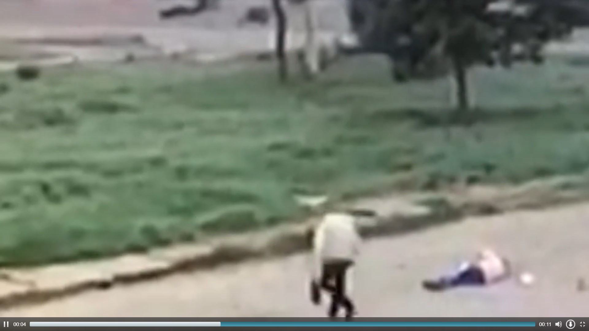 Мотоциклист сбил пенсионерку и скрылся в Ангарске