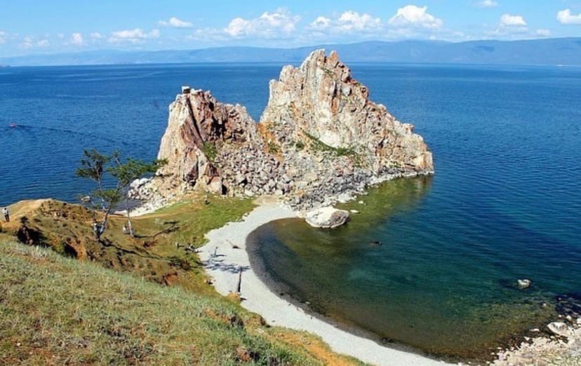 Прокуратура начала проверку по факту найденной чёрной пленки в Байкале в районе Ольхона
