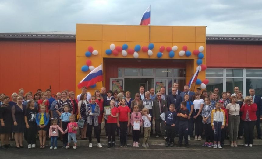 Новый спорткомплекс заработал в Знаменке Жигаловского района