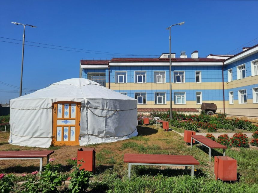 В поселке Усть-Ордынском в Приангарье открыли учебный класс в виде юрты