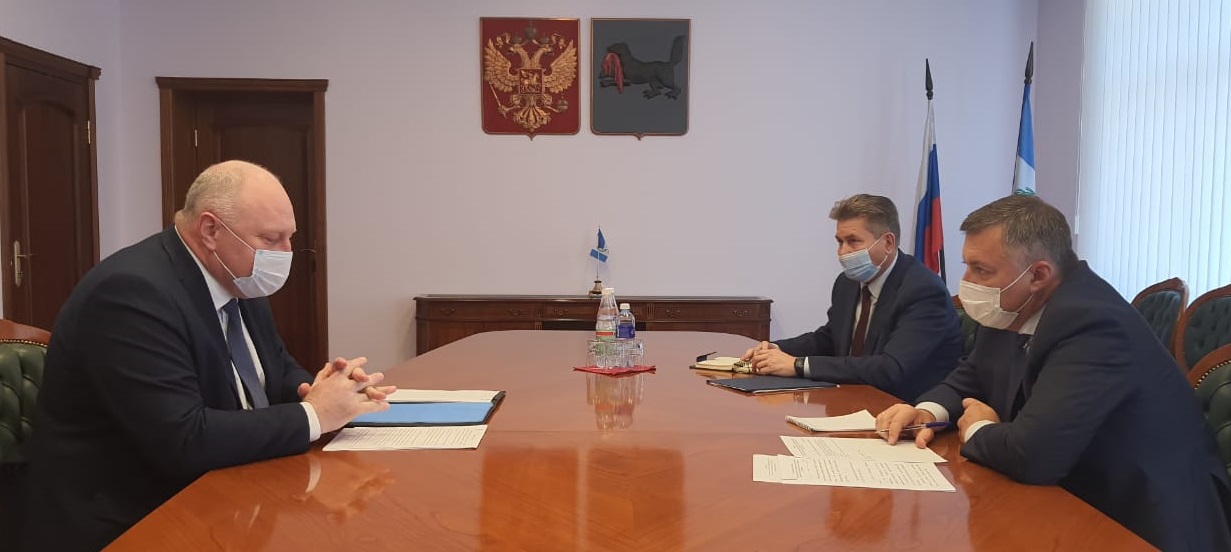 Игорь Кобзев и глава Енисейского управления Ростехнадзора провели рабочую встречу