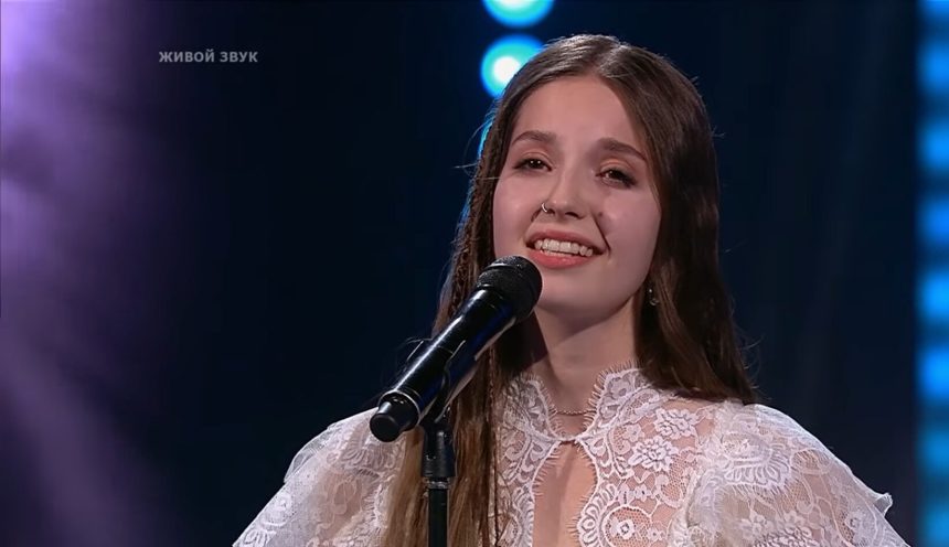 Иркутянка Юлия Кошкина прошла первый этап шоу-проекта "Голос"