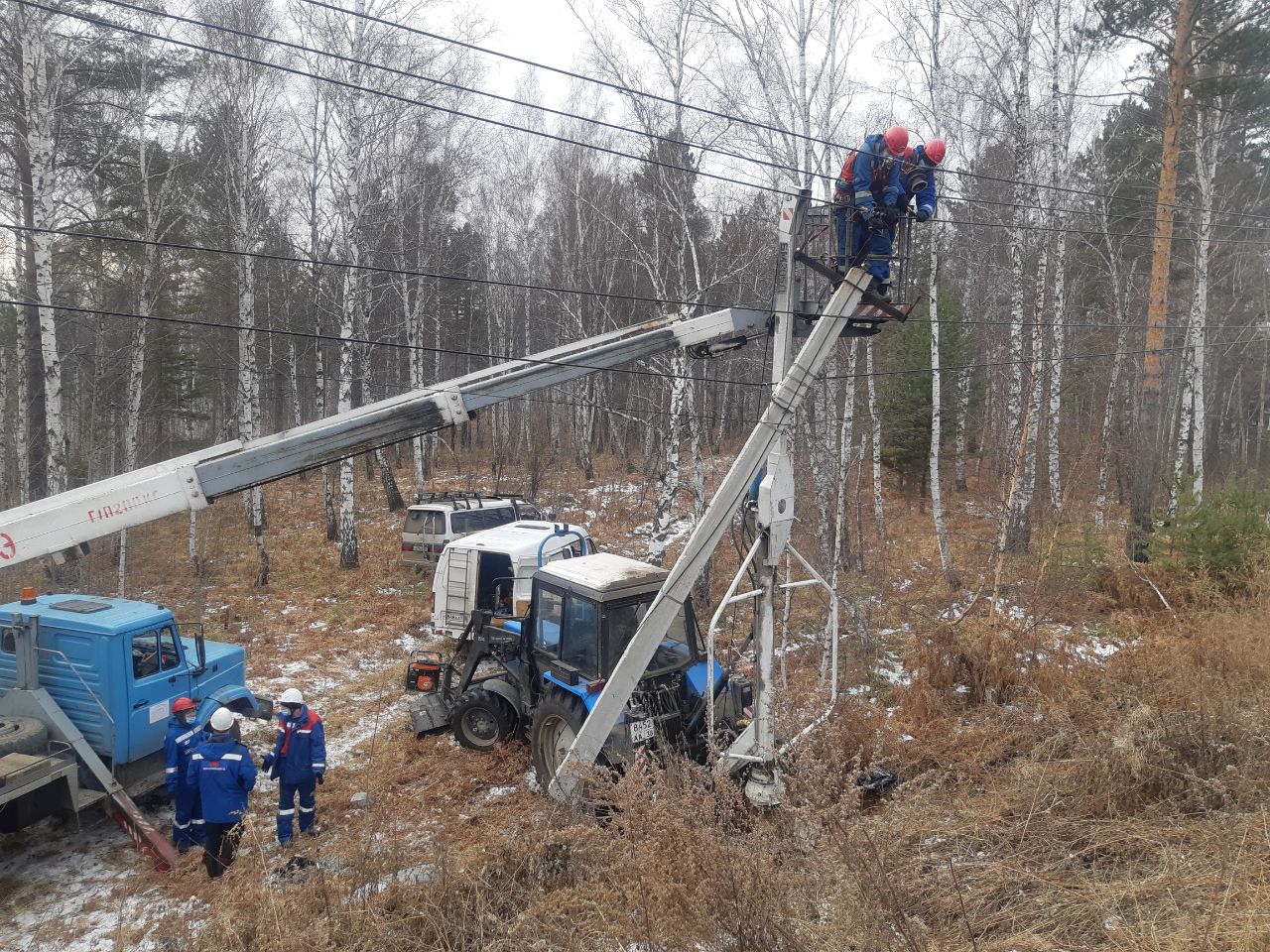 Несколько десятков домов в Березовом в Иркутском районе остались без света 12 ноября