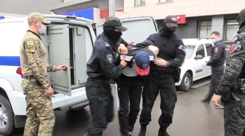 Организатор сети притонов из Иркутска предстанет перед судом по семи обвинениям
