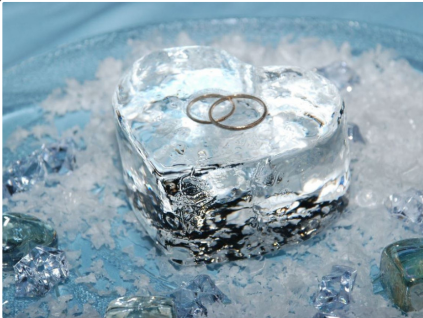 Молодоженам Ангарска предлагают заключить брак на льду