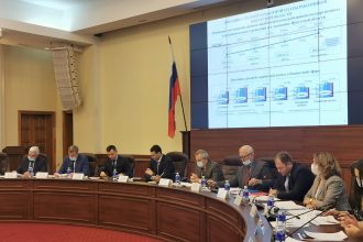 Зарплату бюджетников Иркутской области проиндексируют в марте 2022 года