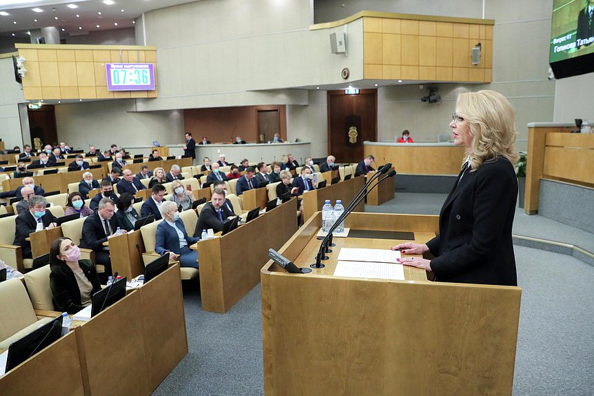 Госдума России приняла в первом чтении проект закона о QR-кодах в общественных местах
