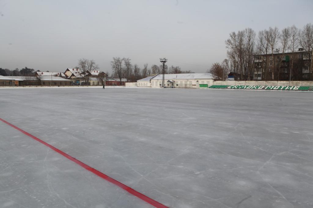 Стадион «Локомотив» в Иркутске открыли для массового катания