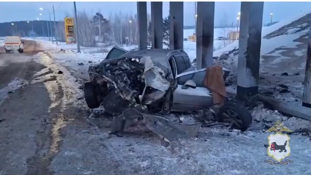 29 Letniy Avtomobilist Pogib Vrezavshis V Oporu Mosta V Cheremhovskom Rayone