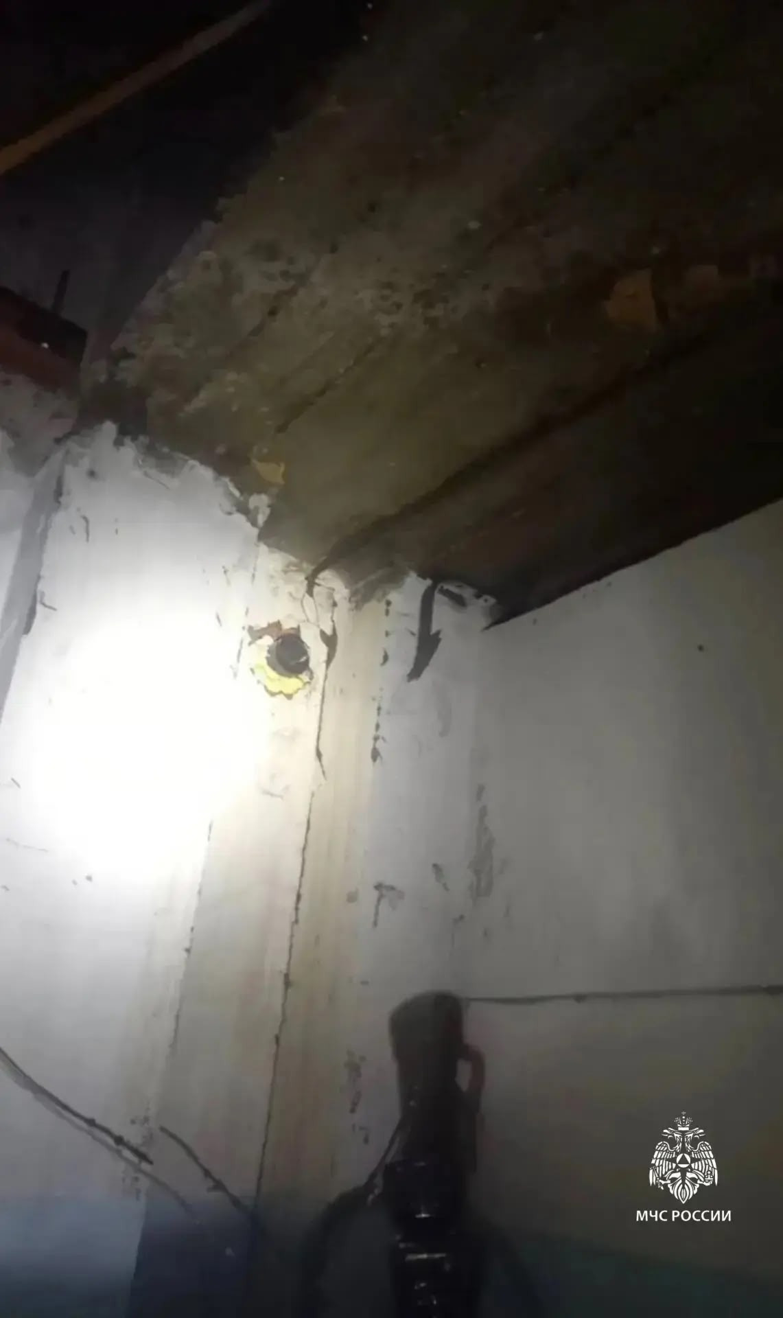 Влага на потолке и стенах помещения