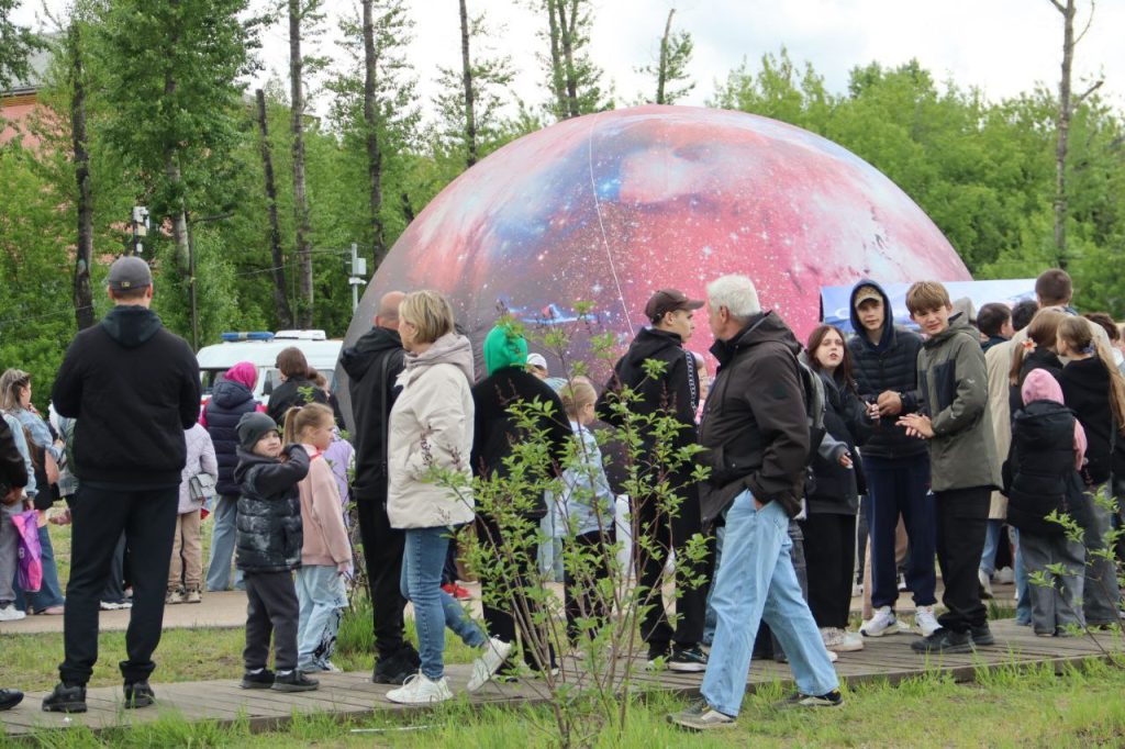 Ленинский округ Иркутска отмечает 105-летие: промышленное сердце города объединяет историю и инновации
