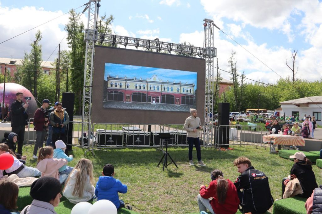 Ленинский округ Иркутска отмечает 105-летие: промышленное сердце города объединяет историю и инновации