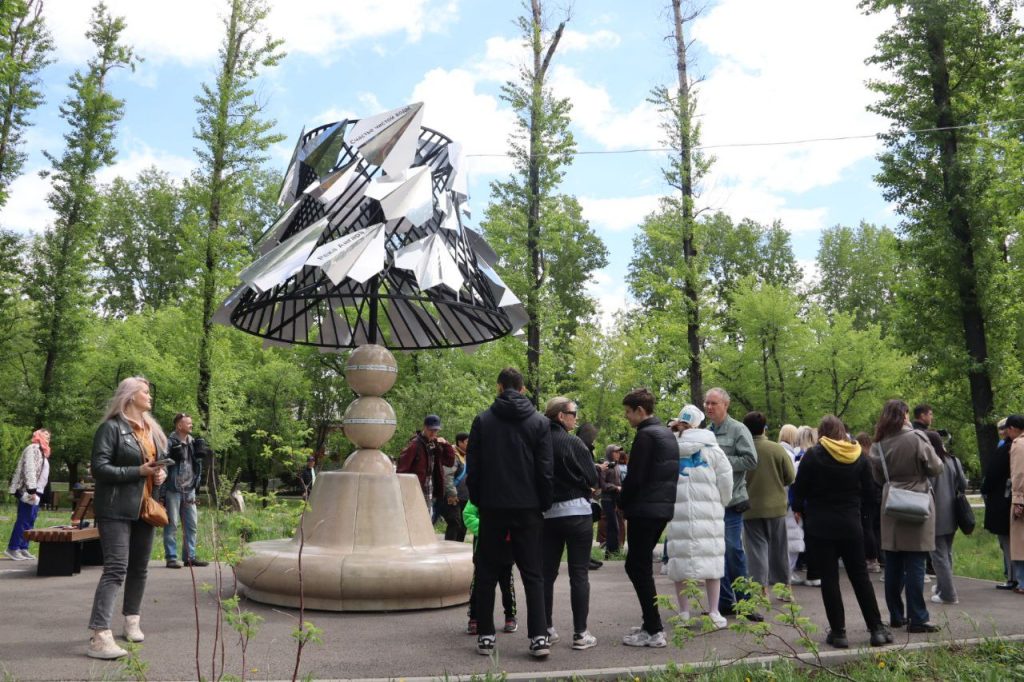 Ленинский округ Иркутска отмечает 105-летие: промышленное сердце города объединяет историю и инновации