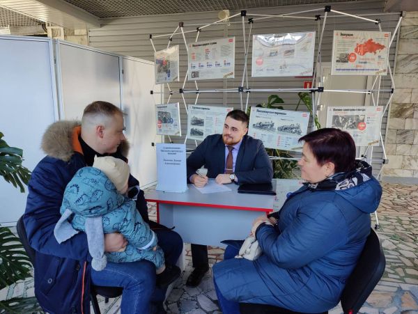 По жалобам жителей Черемхово транспортный прокурор организовал проверки