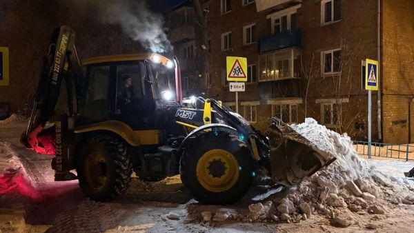 Более 2500 тонн снега вывезено за сутки с улиц Иркутска