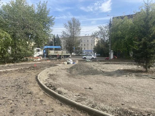 В парке имени Парижской коммуны в Иркутске начался ремонт центральной аллеи