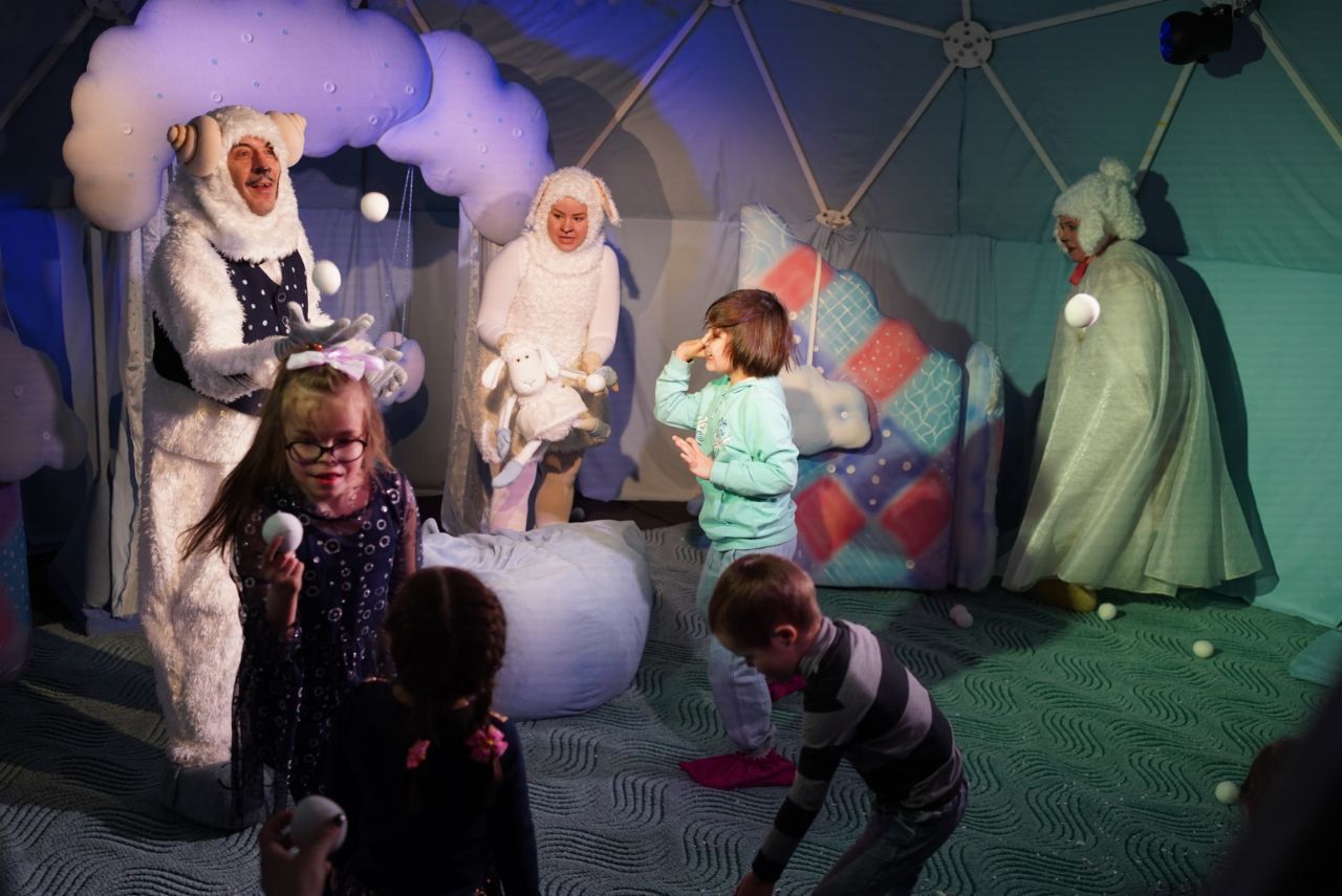 "Аистенок" приобрел передвижной театр-шатер для работы с детьми с ограниченными возможностями