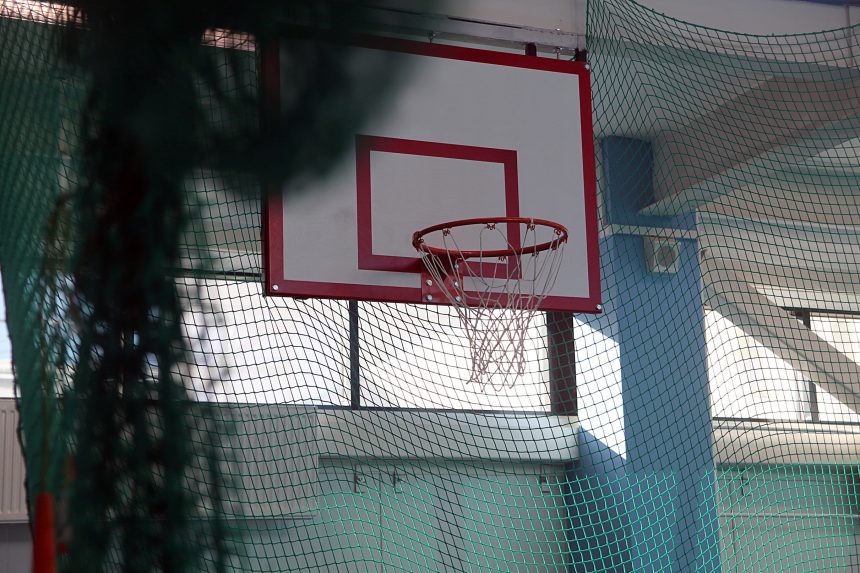 Баскетболисты «Иркута» обыграли «Динамо» из Владивостока в овертайме