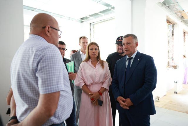 В Черемхово с опережением графика ремонтируют лицей