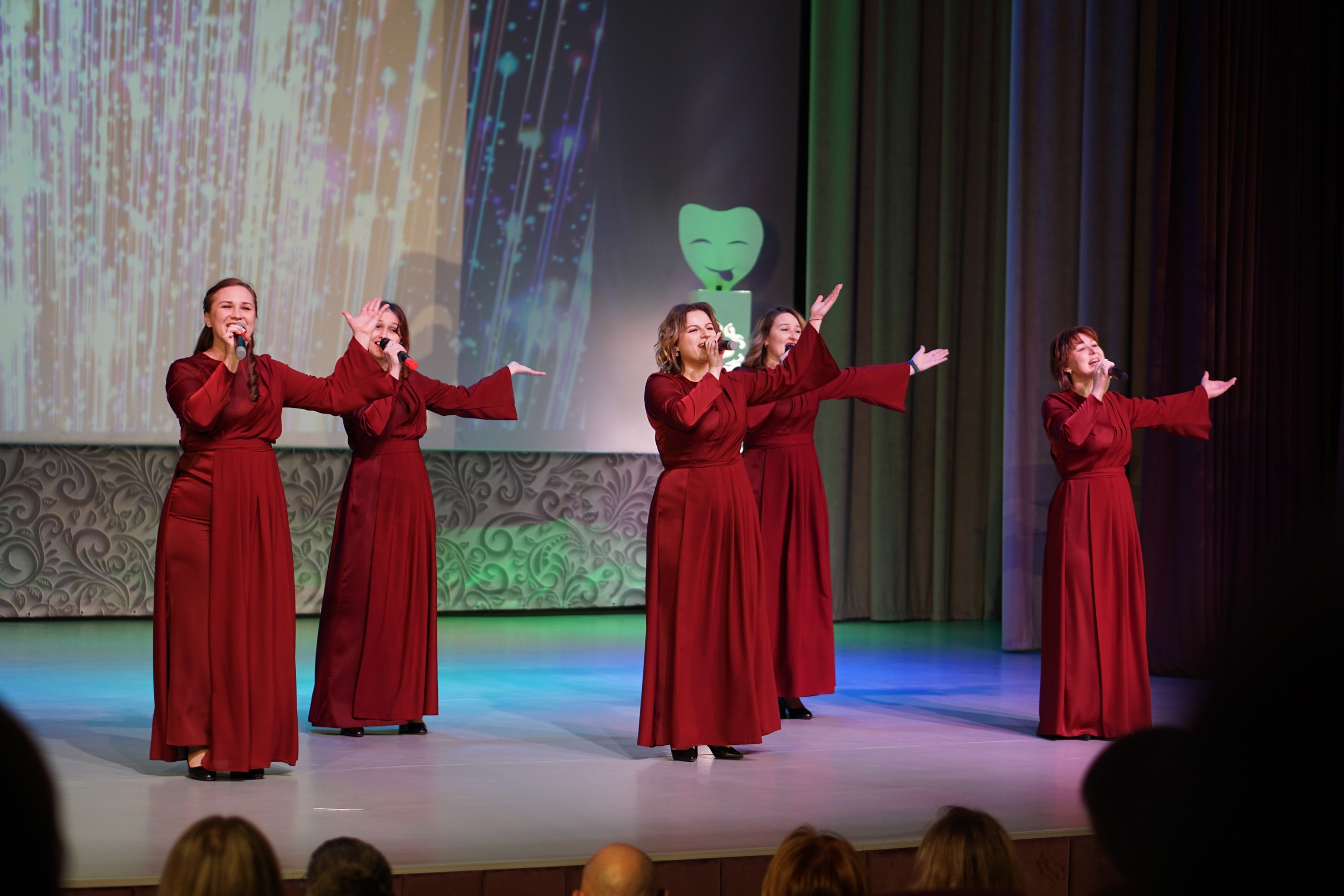 Дом культуры в селе Оёк получил вторую жизнь. Фоторепортаж