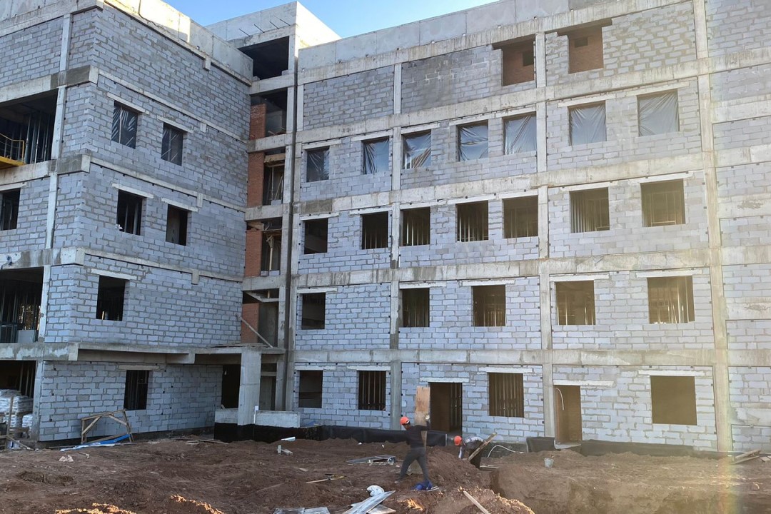 Будущая поликлиника в Качуге к октябрю построена на 40 процентов