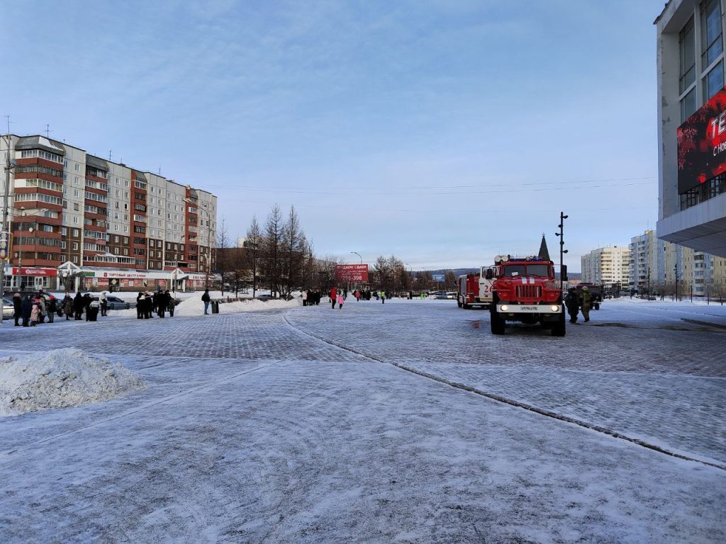 В Братске сообщили о минировании торгово-культурного центра «Братск-Арт»