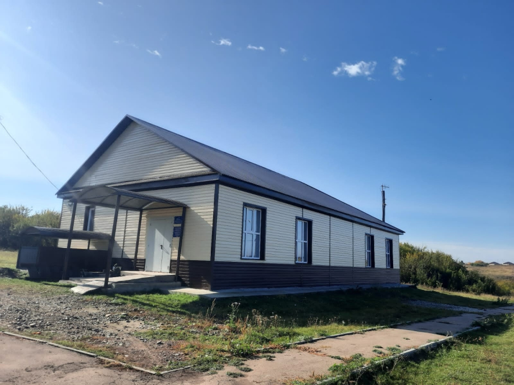 Дом досуга отремонтировали в деревне Мейеровка Заларинского района