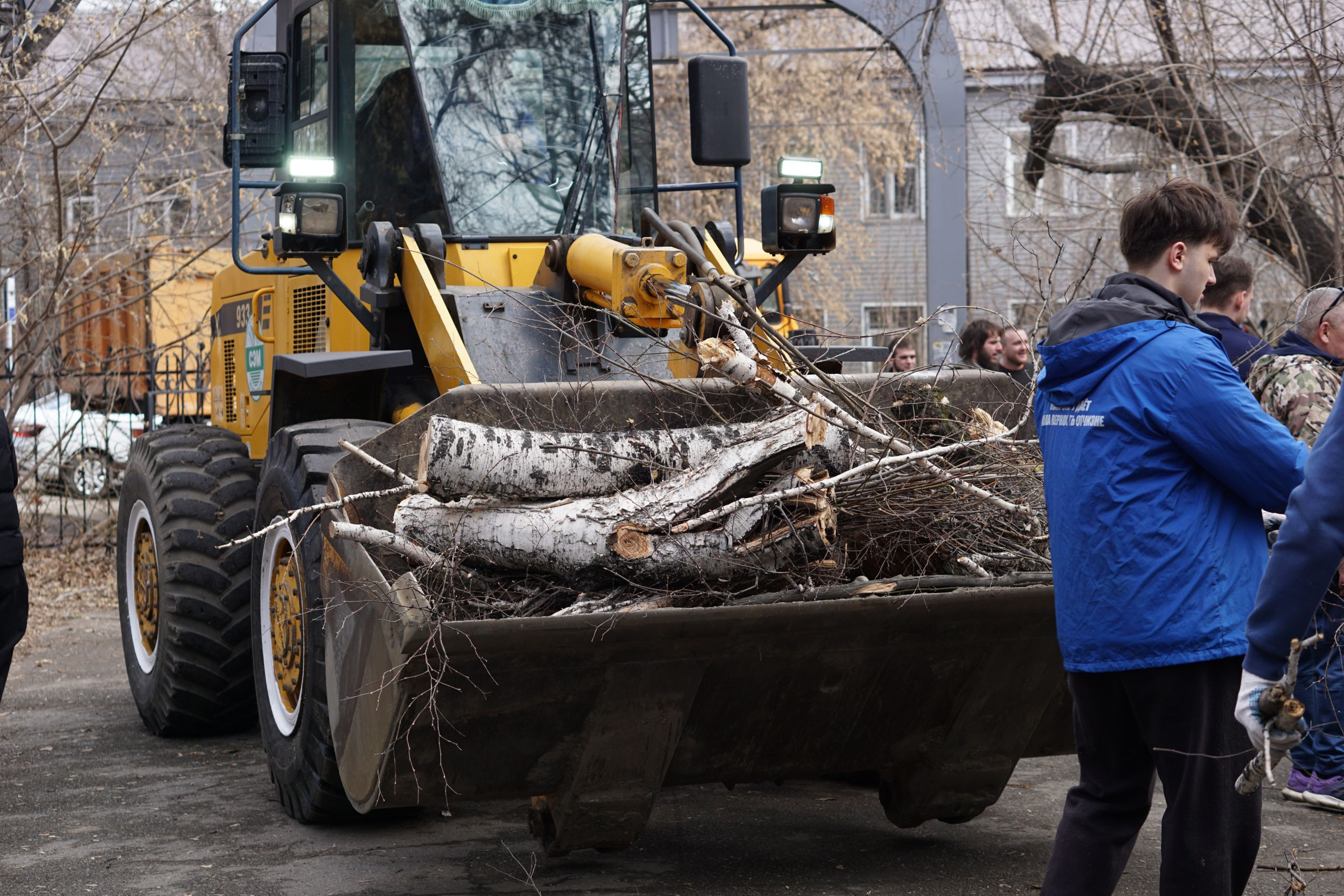 Весенний перезапуск. Иркутск вышел на субботник