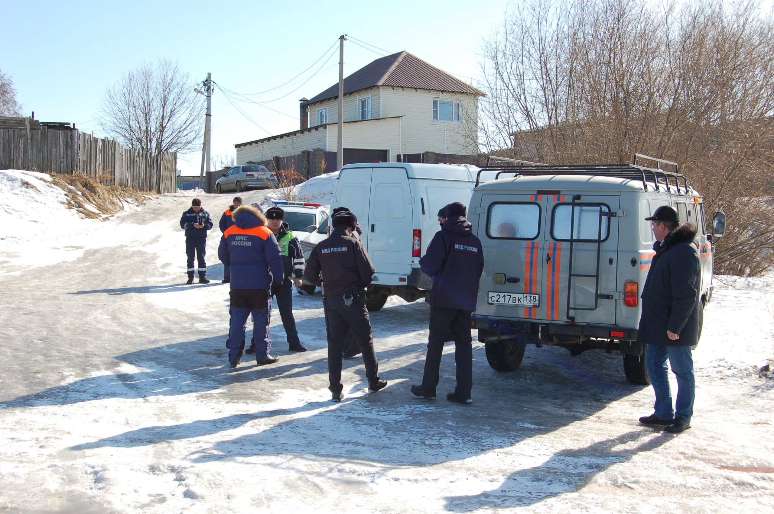 Риск для жизни и природы. Выезжающих на лед нарушителей ловят в Иркутске