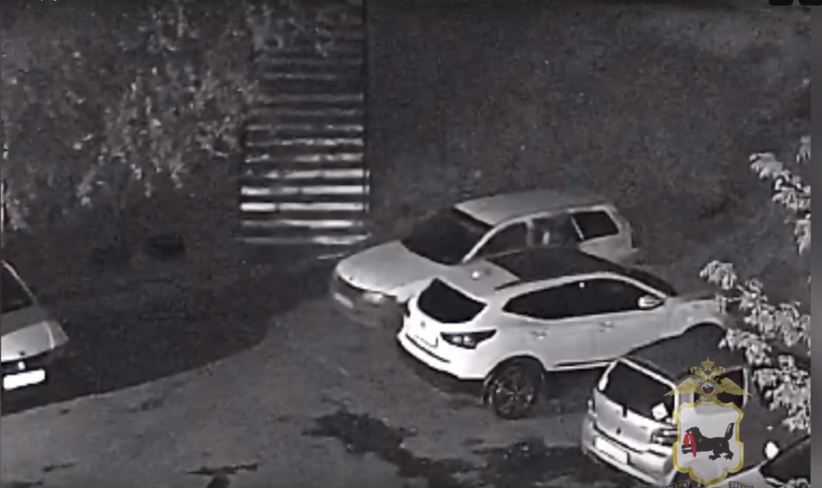 Двое парней угнали незапертую машину в Иркутске, но быстро попались