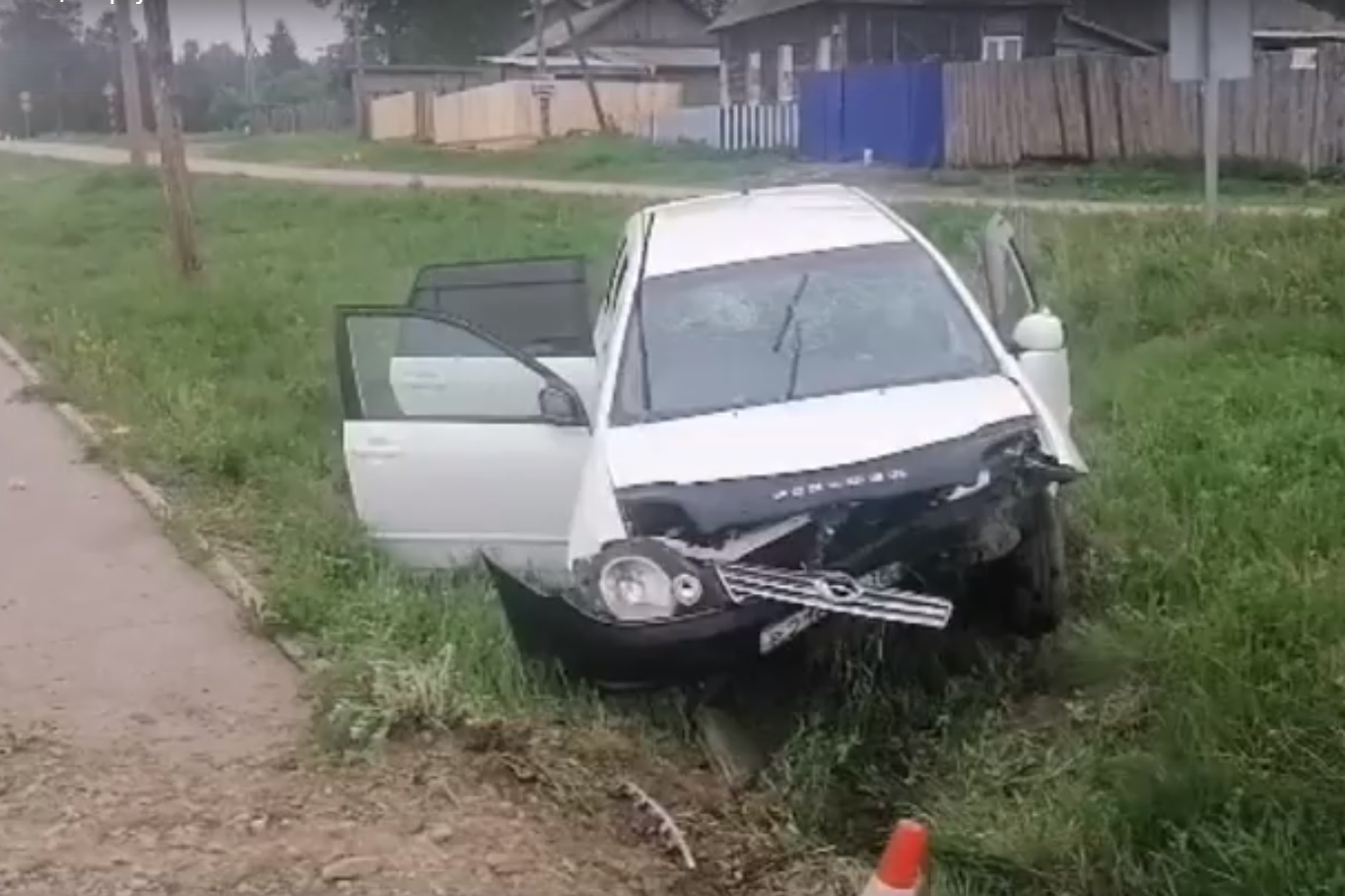 Двое подростков и водитель пострадали в ДТП в поселке Кутулик