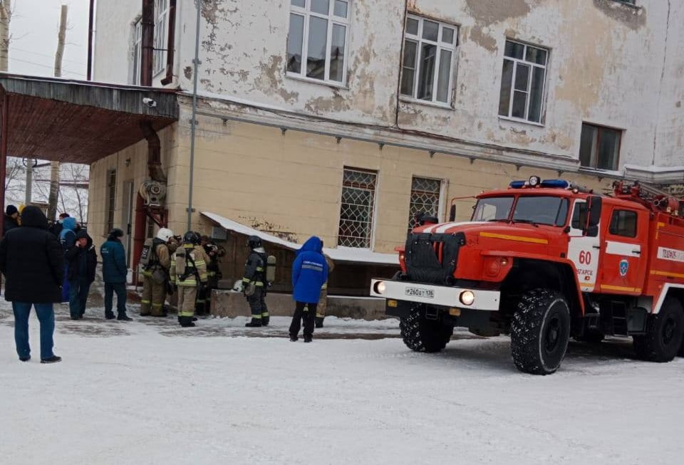 Эвакуация прошла в поликлинике Ангарска из-за пожара 6 декабря
