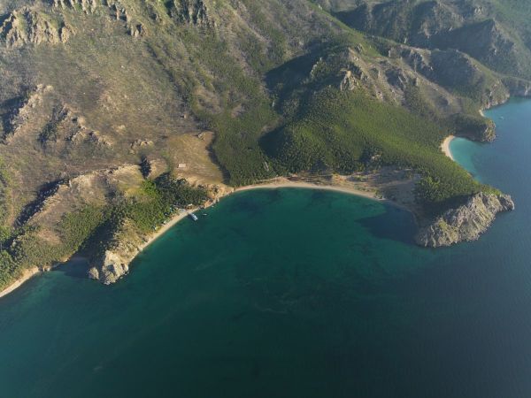 В Приангарье открыта продажа билетов на рейсы и экскурсии по Байкалу