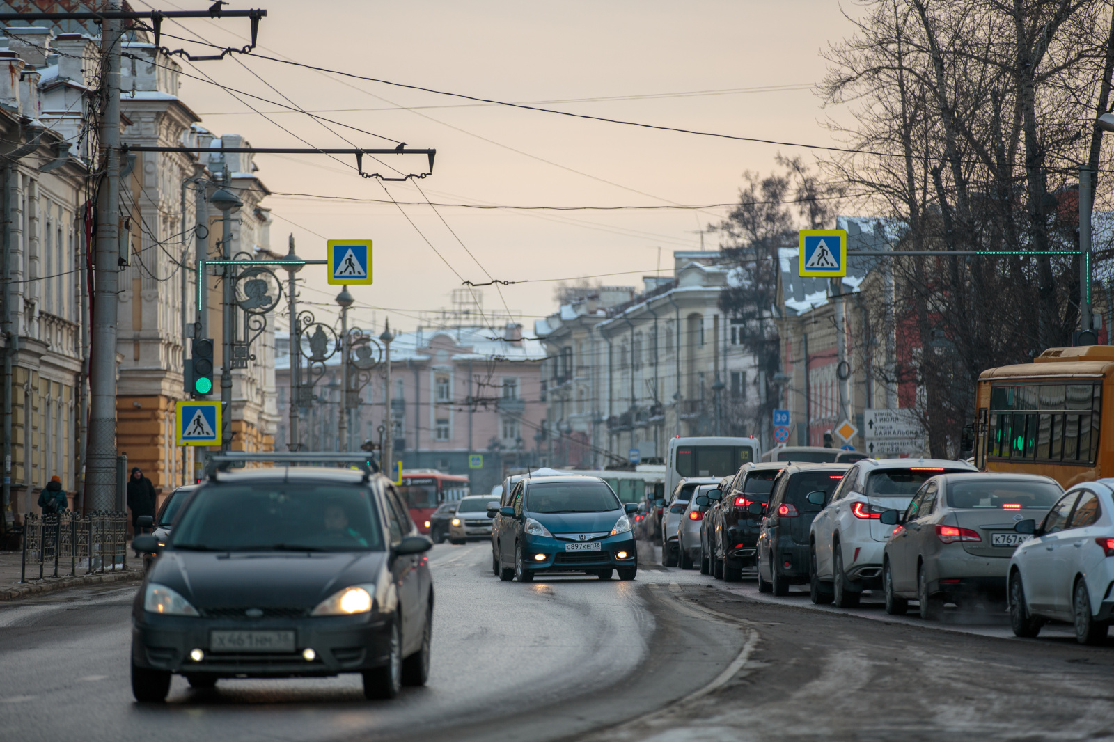 Иркутск получит 1,5 миллиарда рублей на ремонт дорог