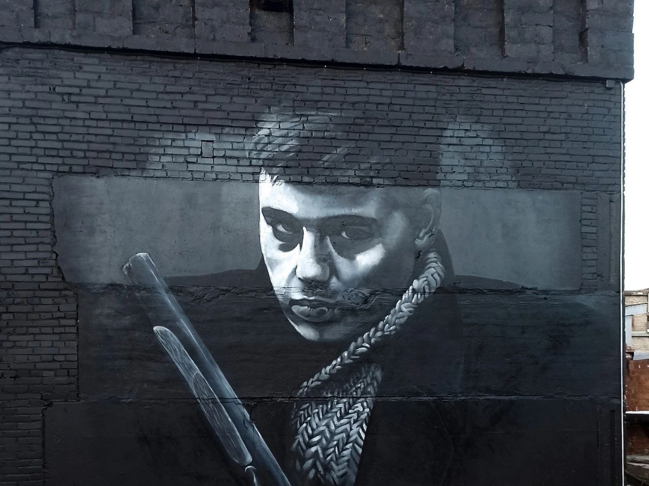 Граффити с Сергеем Бодровым появилось в Братске