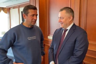 Gubernator Irkutskoy Oblasti Vstretilsya S Akterom Andreem Merzlikinym