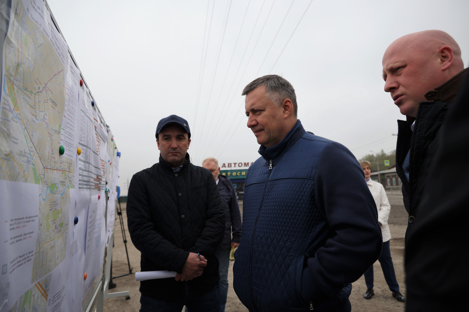Игорь Кобзев провел выездное совещание по строительству теплового луча в Иркутске