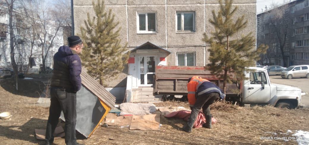 39 будок безнадзорных собак демонтировали в Иркутске