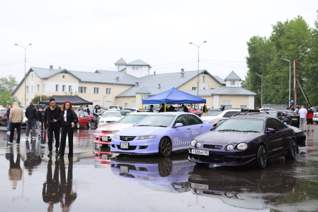 Спорт, творчество и автокультура: "Ё-ность.фест" прошел в Иркутске