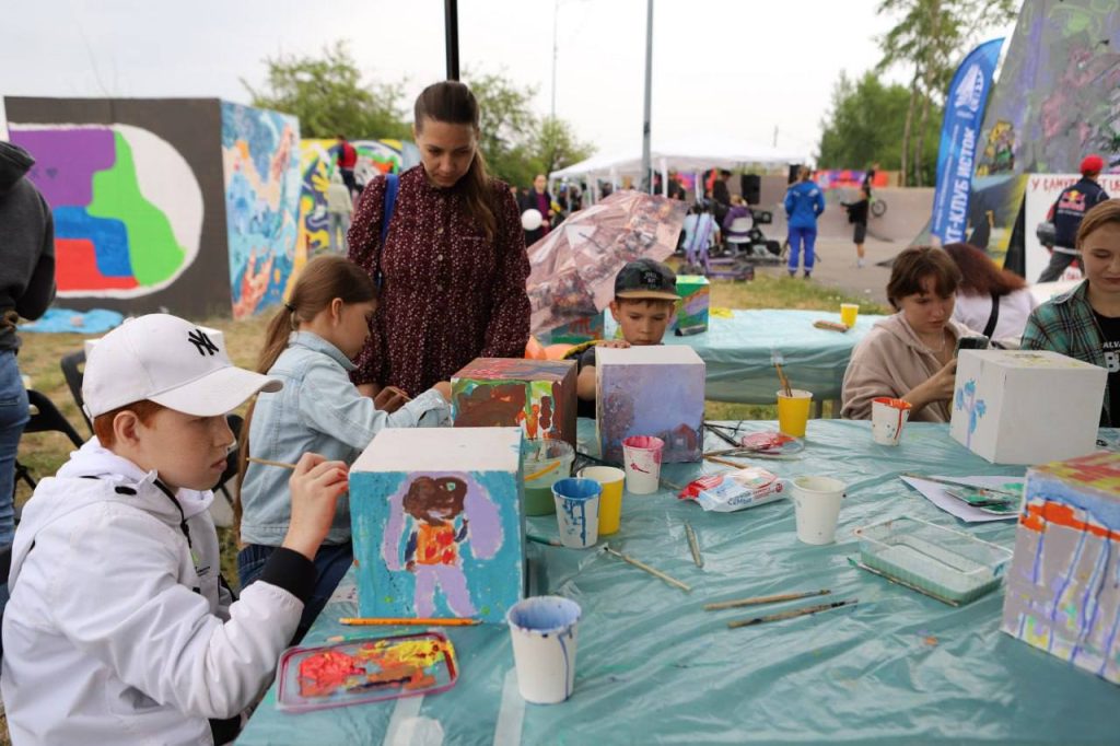Спорт, творчество и автокультура: "Ё-ность.фест" прошел в Иркутске