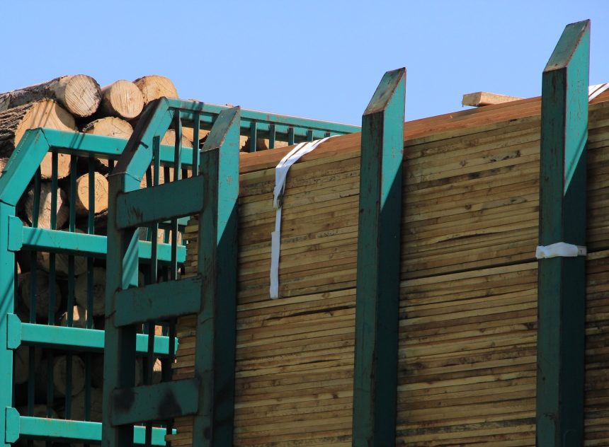 Иркутская область экспортировала 8,8 млн кубов древесины за 2021 год