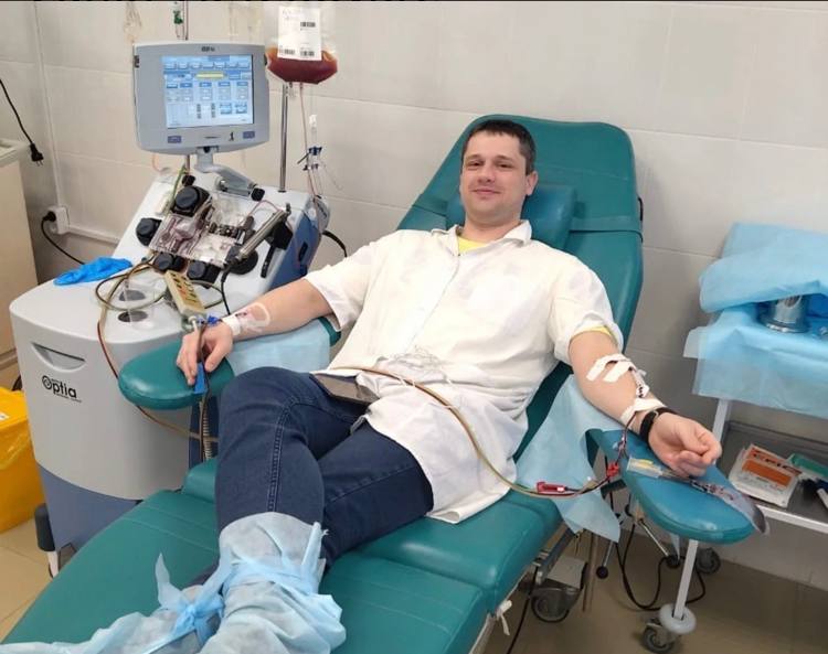 Иркутский спасатель стал донором для больного раком ребенка в Санкт-Петербурге