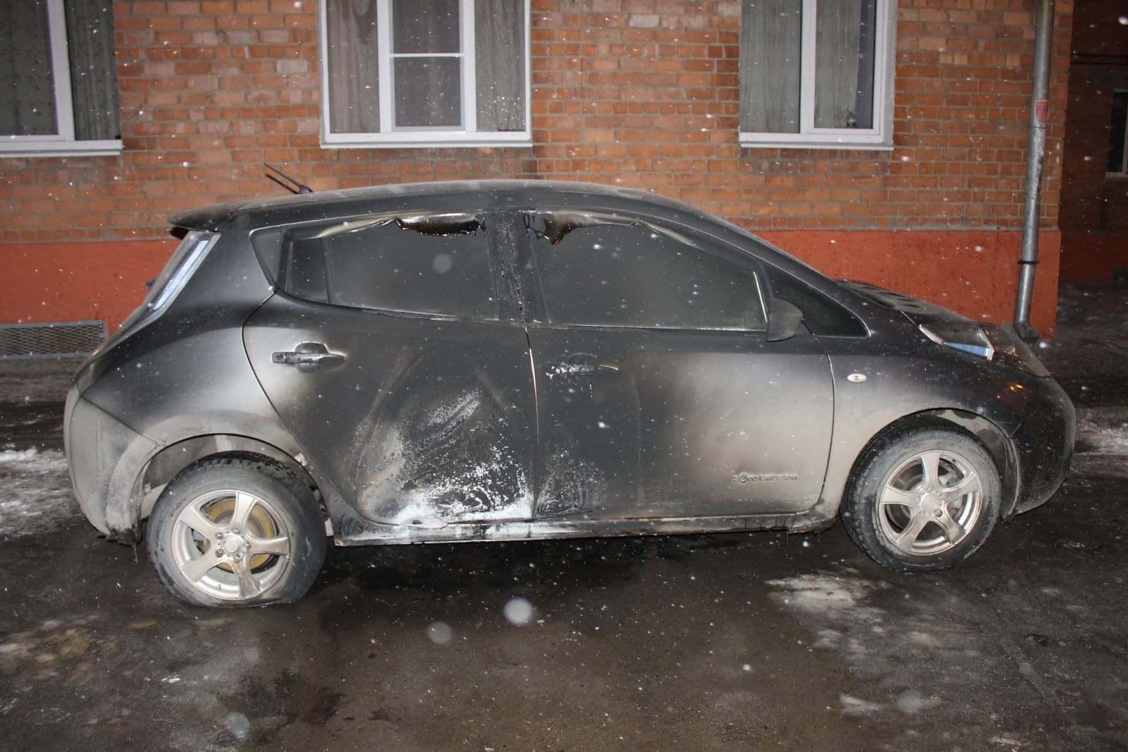 Иркутянин попросил знакомого сжечь электромобиль бывшей сожительницы