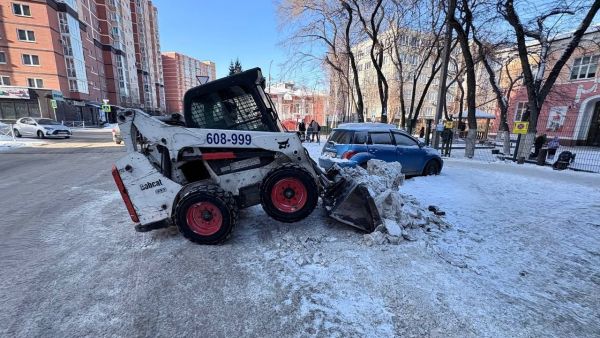 Более 2500 тонн снега вывезено за сутки с улиц Иркутска