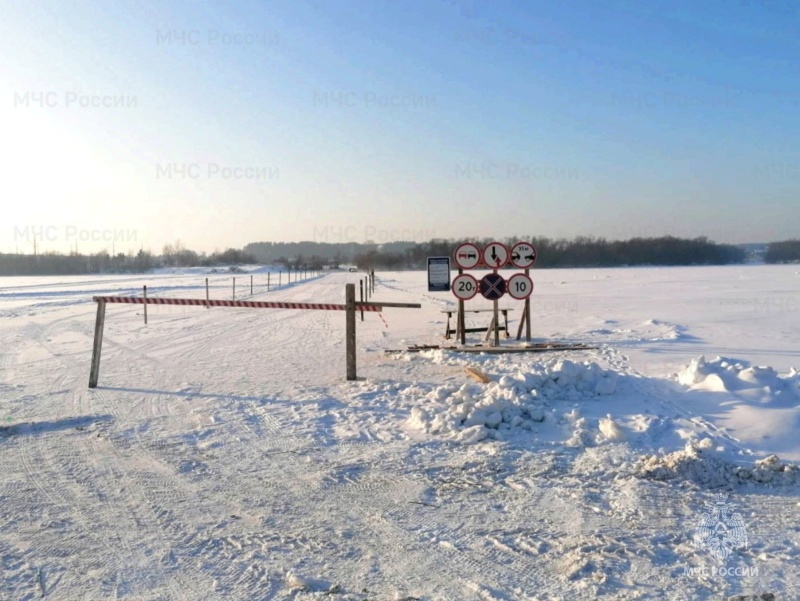 Ледовые переправы начали открывать в Иркутской области